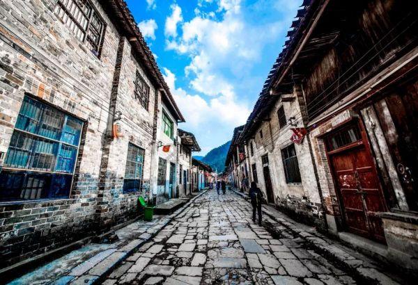 精灵的冒险之旅
